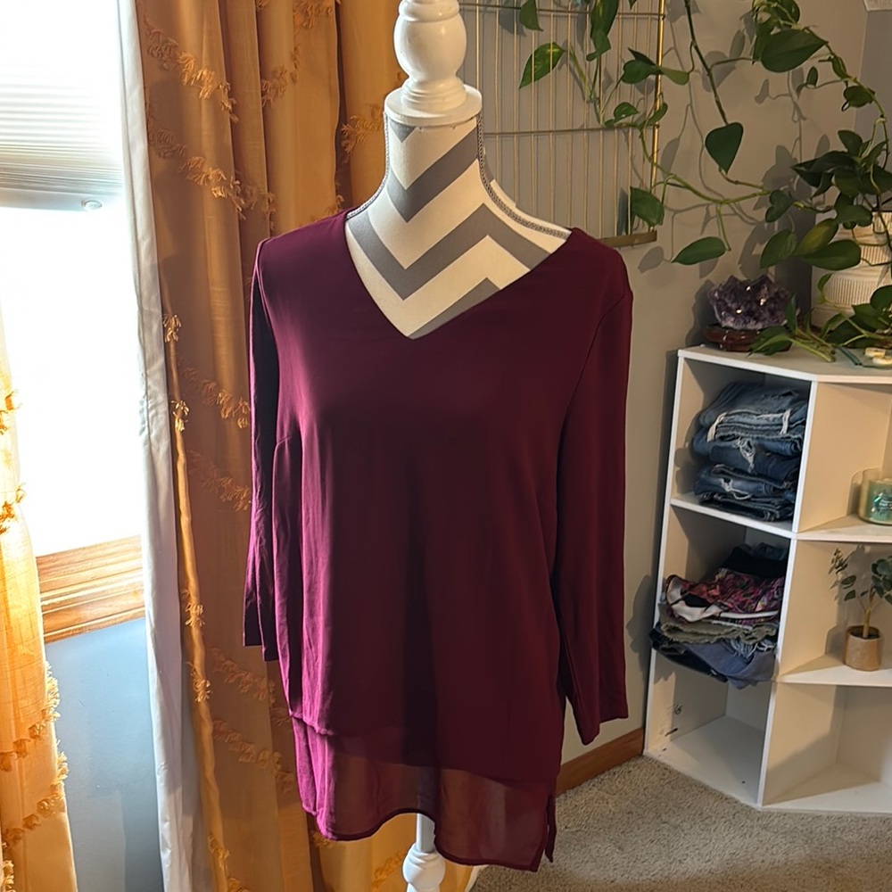 Michael Kors Women's V-Neck Burgundy Top❤️